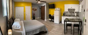 A&A Suite Near Tampa International Airport - Image 2