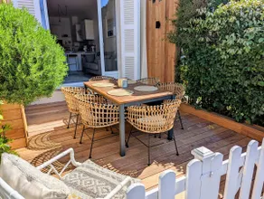 Apartment with terrace, Marina view - Image 3