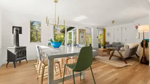 Lake front retreat - Stylish Berkshire home - Image 5