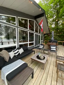 Red Pine Lakehouse-Sauna, Chef's Kitchen, Lakeside - Image 2