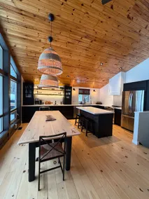 Red Pine Lakehouse-Sauna, Chef's Kitchen, Lakeside - Image 3