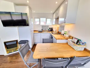 67 Broadside Holiday Chalet near Broads & Beaches - Image 2