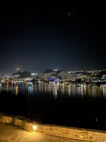 Gündoğan Seafront villa with parking lot and pier - Image 4