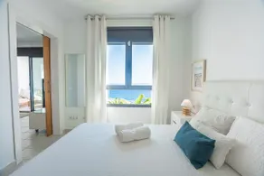 Beachfront · Terrace and ocean views - Image 3