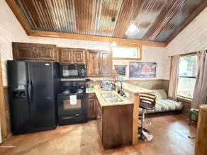 Lodge on Main st-Bandera America!! - Image 5