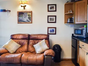 Toms Cabin - Uk35173 - Image 5