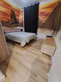 Downtown, garage, Wi-Fi, sofa and new visco mattresses - Image 3