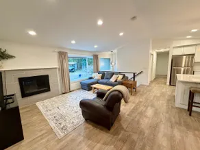 Pet Friendly Sammamish Home with Deck about 3 Mi to Lake - Image 2