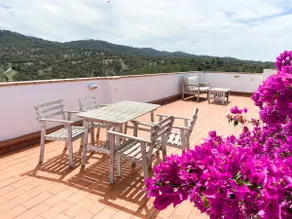El Penell, Two-bed apartment 3 - Image 2