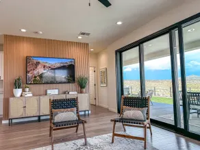 Surf Inn Lake Powell Sleeps 15 Hot Tub Views - Image 2