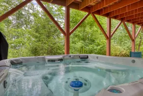 River Woods Retreat: Hot Tub, Hikes, 2 Fireplaces, EV - Image 4