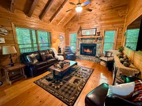 Creekside cabin, 2BR/2BA, pet-friendly, fire pit - Image 3