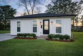 Bayou Retreat-Located on Tranquill Bayou Lafourche - Image 2