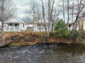 Riverfront Cottage / Fish Camp Getaway - Image 4