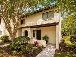 2 Master Suite Townhouse Near UF - Image 2