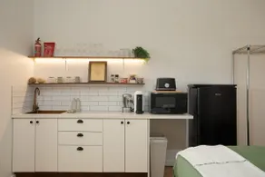 Tallows Beach Studio, dog friendly, modern, quiet! - Image 3