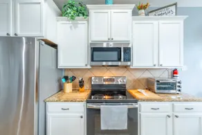 Spanish Oaks Manor - Image 3