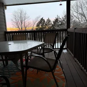 Your Dream Townhome Awaits! 3bd 2ba - Image 3