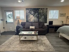 Fox Hill Basement Getaway - Image 3