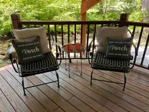 Creekside Cottage - Relax and Unwind - Image 2