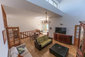 Beach view and Private access T4 Duplex Apartment - Image 4