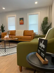 Whole House Privacy, Yard/Parking, 5min to Boston - Image 3