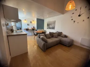 Cozy, (10 min to CDG/Exhibition Center, 25 min to Disney) - Image 3