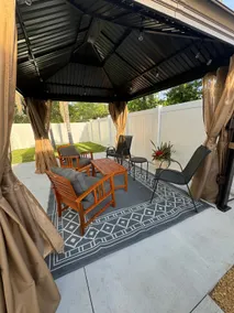 New Private Suite, walk to Busch Gardens BBQ patio - Image 3