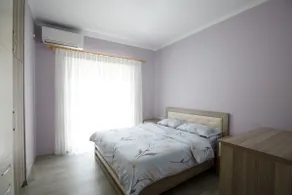 Cheerful 2 bedroom villa with free parking. - Image 5