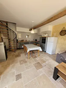 House in a farmhouse. - Image 5