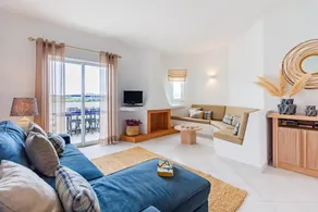 Albufeira Family Holidays with Pool View - Image 4