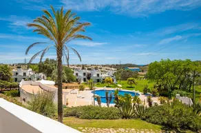 Albufeira Family Holidays with Pool View - Image 3