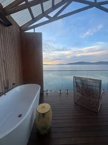Tassie Wild: waterfront retreat 16km CBD/airport - Image 3