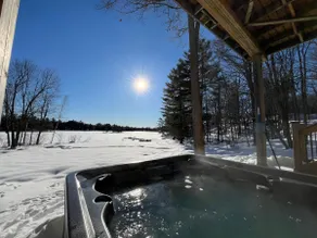 Sandy Bay 6 Bedroom Cottage: Hot Tub, Sauna & Pets - Image 2