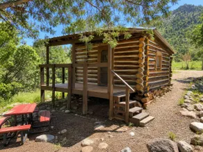 Rustic Pioneer cabin on the Arkansas River P2 - Image 3