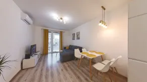 Lovely two rooms apartment - Image 5