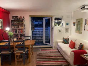 Comfy child/dog friendly garden flat heart Camden - Image 2