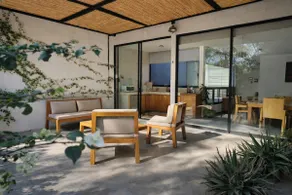 Kino: Chic Loft with Terrace & Garden Views - Image 2
