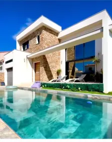 Villa between sea & mountain, jacuzzi + billiards + pool - Image 2