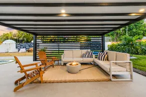 Villa Lumi w Pool, Jacuzzi, Spacious Terrace - Image 4