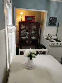 Historical Hideaway/In-Town - Image 4