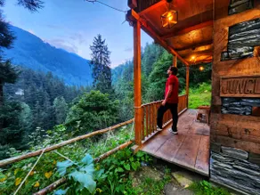 🏡JUNGLE TRAILS COTTAGE🌲SMART TV AND POWER BACKUP - Image 3