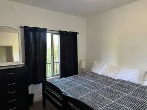 DnD BnB 2-bedroom child & pet-friendly suite - Image 4