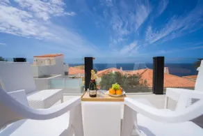 Ocean Vibes with sea view and private heated pool - Image 4
