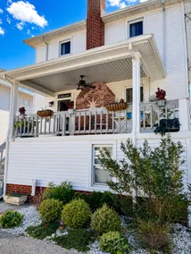 Downbeach Family Retreat- 2 blocks to the beach - Image 5