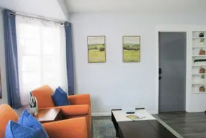 Reno'd 1BR Near Eat Street | Private Entrance - Image 5