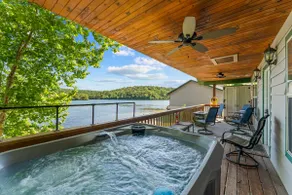 Private Hot Tub!  Kayaks. Serene Lakefront. Pool. - Image 4