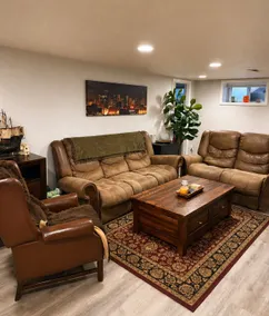 Benni’s Bungalow- Close to Everything - Image 3