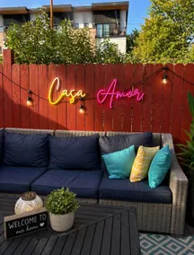 Benni’s Bungalow- Close to Everything - Image 4