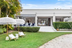 Quintessential Noosa Waterfront Home Heated Pool - Image 2